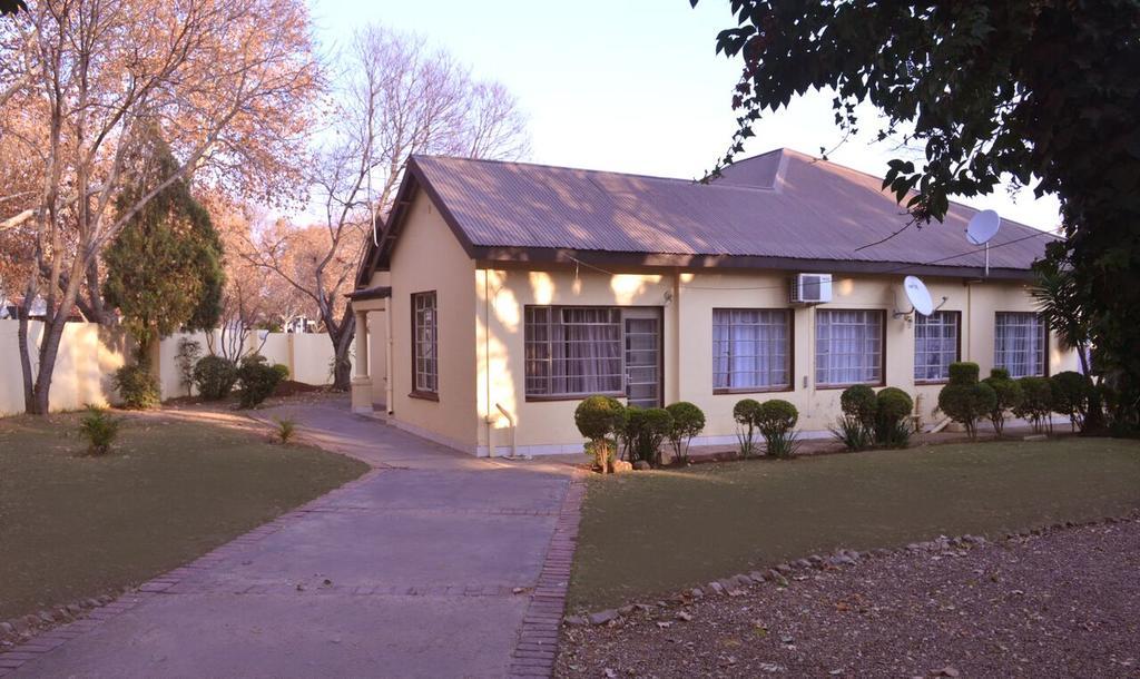Chancellors Court Pretoria Bagian luar foto