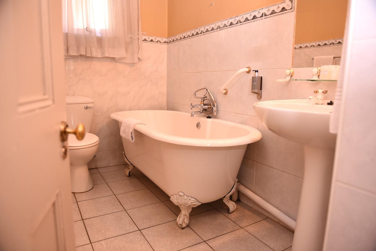 Chancellors Court Pretoria Bagian luar foto